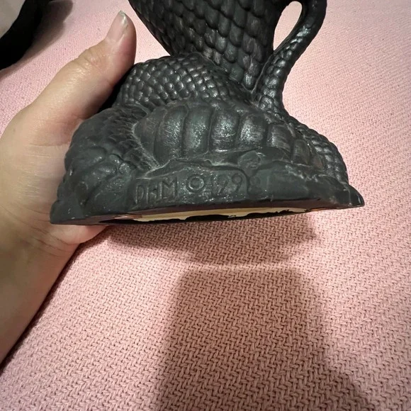 Vintage 1998 DHM King Cobra Snake Figurine Statue Black Coiled 90s Collectible - Picture 4 of 5